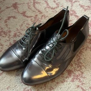 Women’s Coach Dress Shoes Metallic Silver